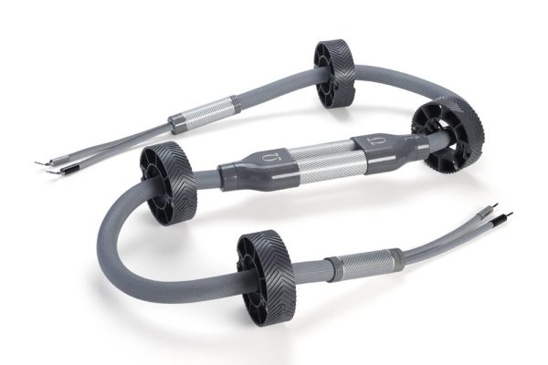 SHUNYATA OMEGA SPEAKER CABLES